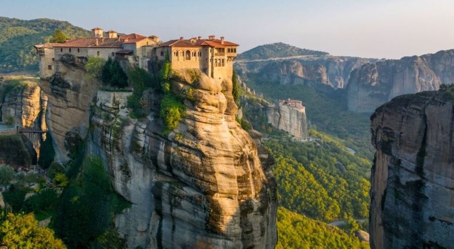 Delphi and Meteora: 2-Day Bus Tour from Athens - The road through central Greece