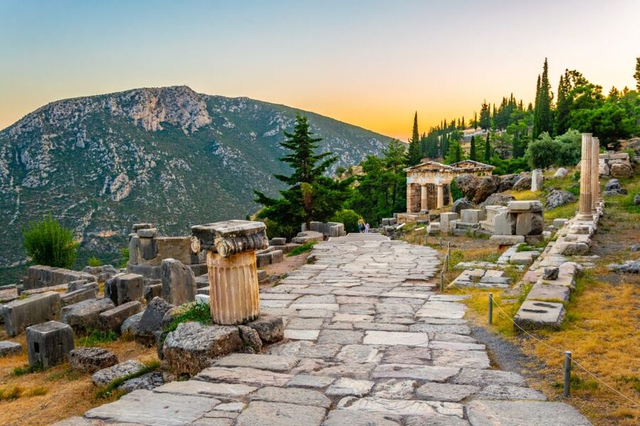 Delphi: Archaeological Site & Museum Ticket with Audio Tour - What the 4.4 rating tells you