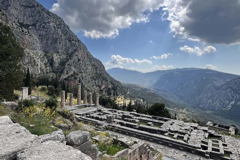 Delphi: Archaeological Site & Museum Ticket with Audio Tours - Why Delphi feels different from other Greek ruins