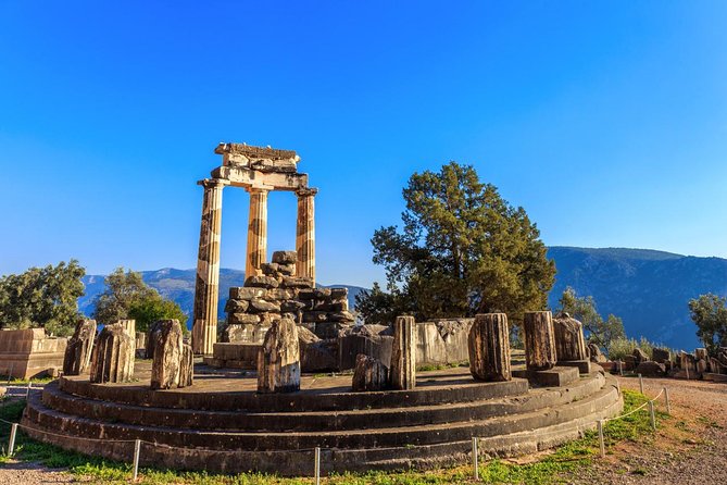 Delphi Full Day Tour - Hosios Loukas and its gold mosaic entrance