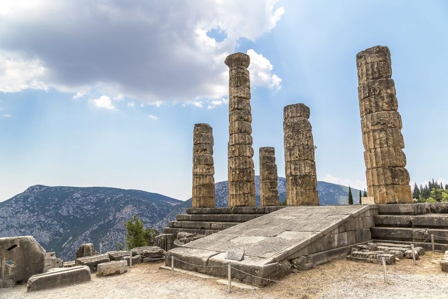 Delphi Guided Walking Tour and Admission Ticket - Languages, pace, and practical comfort