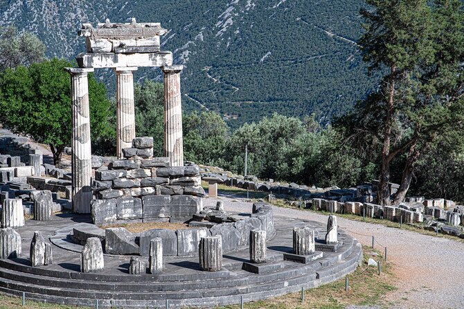 Delphi Skip-The-Line Private Tour with Licensed Guide & Admission - Meeting at the Delphi Archaeological Museum