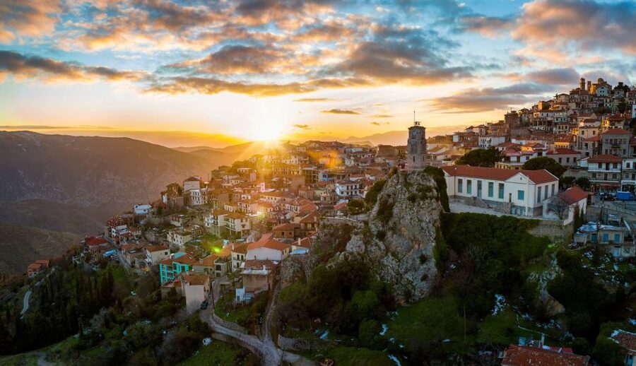 Delphi Small-Group Day Trip From Athens - Guides, drivers, and the small-group feel