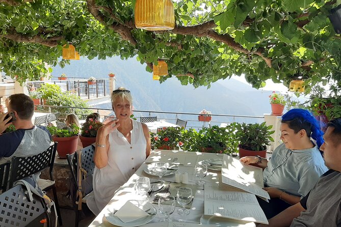 Delphi, Thermopylae, Corycian Cave 300 Spartans Tour - Lunch above the olive valley