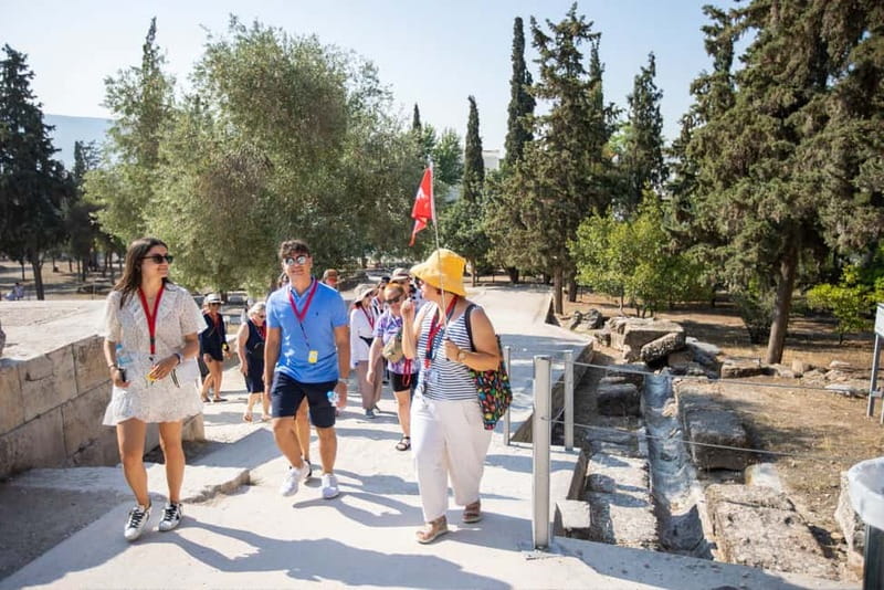 Early Morning Acropolis & Old Athens Guided Walking Tour - Anafiotika and the village feel of Plaka