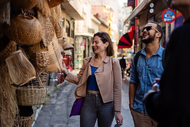 Eating Athens: Our Big, Fat, Greek Food Tour - Making a gyro at Έντεκα