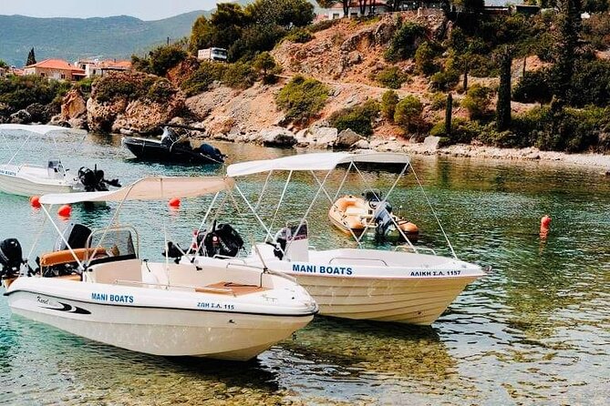 Explore Mani by boat - rent a boat in Kardamili (no licence) - Eating at a traditional Mani harbor