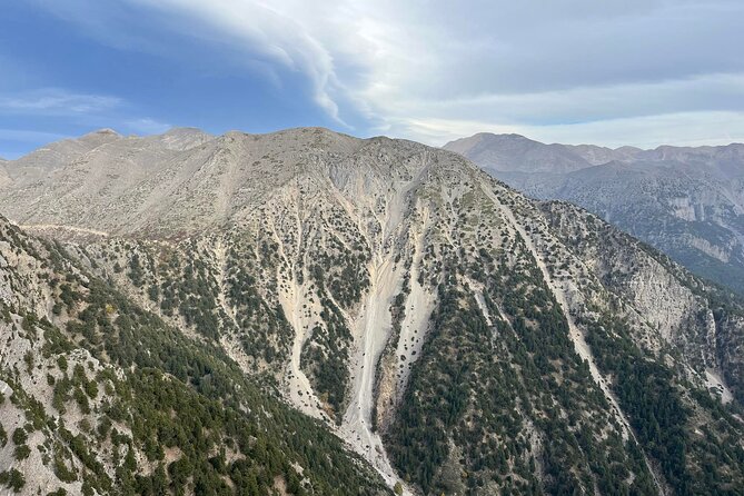 Explore the White Mountains of Crete - The mitato, an old shepherd’s workplace