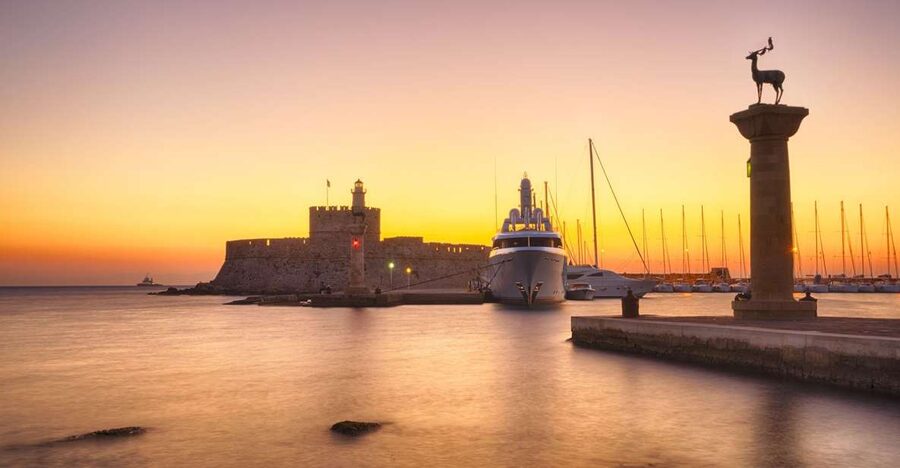 Faliraki: Evening RIB Cruise with Champagne and Sunset Views - Why this short sunset cruise works