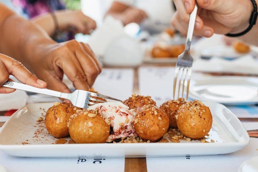 Fira: Guided Foodie Walking Tour with Tastings - Key points to know before booking