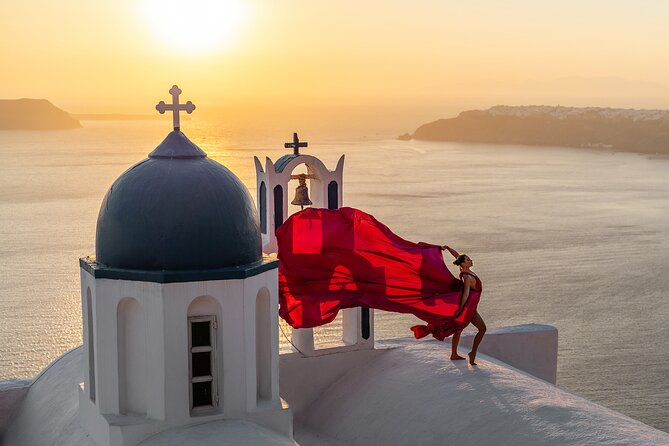 Flying Dress Photoshoot in Santorini by Flying Dress Photo © - Key points before you book
