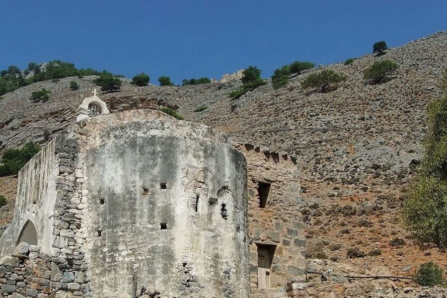From Agia Galini/Matala: Samaria Gorge Hiking Tour - The one-hour boat ride to Chora Sfakion