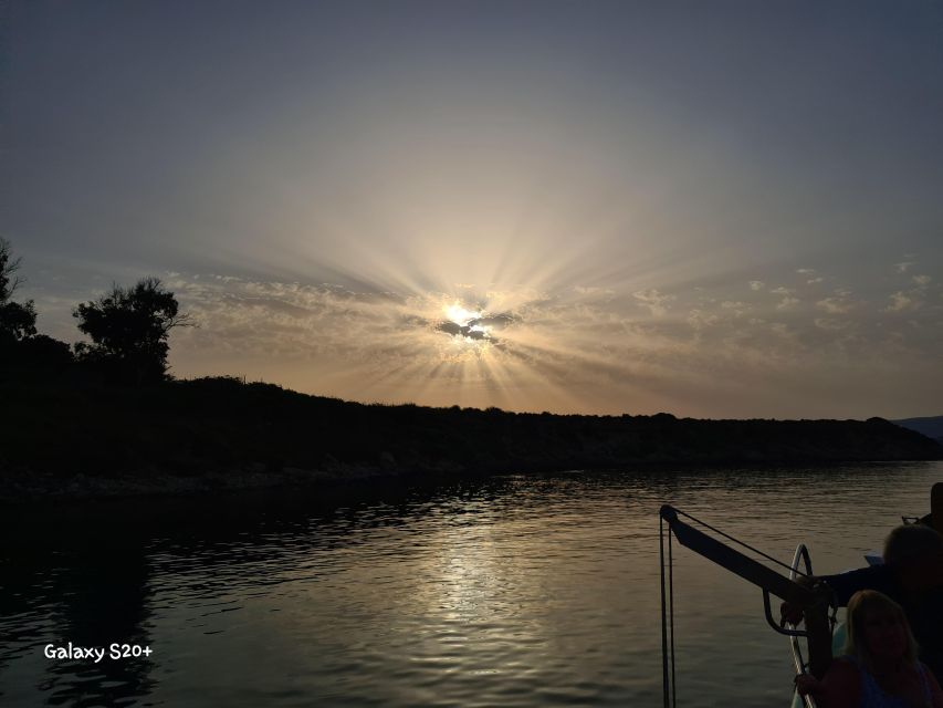 From Argostoli: Vardiani Island Sunset Cruise & Greek Meze - Key points at a glance