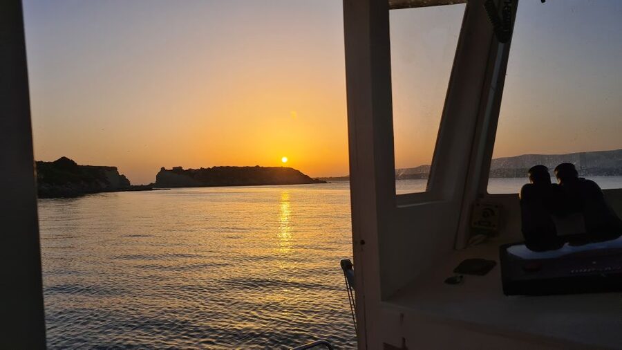 From Argostoli: Vardiani Island Sunset Cruise & Greek Meze - Music, drinks, and the ride home
