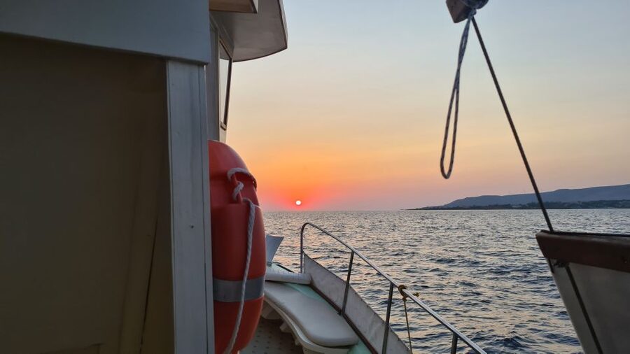 From Argostoli: Vardiani Island Sunset Cruise & Greek Meze - Who will get the most from this cruise