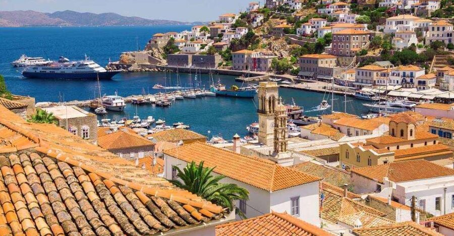 From Athens: Day Cruise to Hydra, Poros & Aegina with Lunch - Poros: a short stop in a pretty harbor town