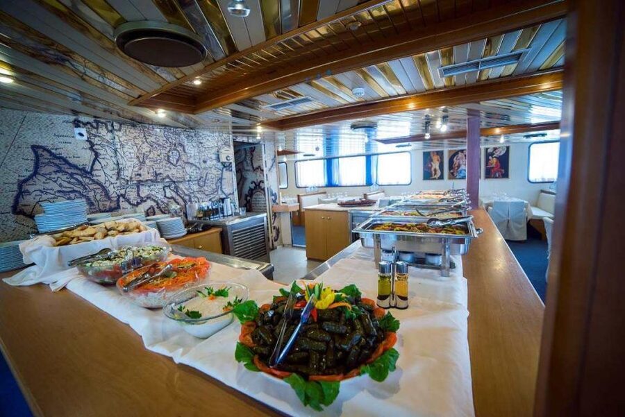 From Athens: Day Cruise to Hydra, Poros & Aegina with Lunch - Weather, crowds, and comfort on a long day at sea