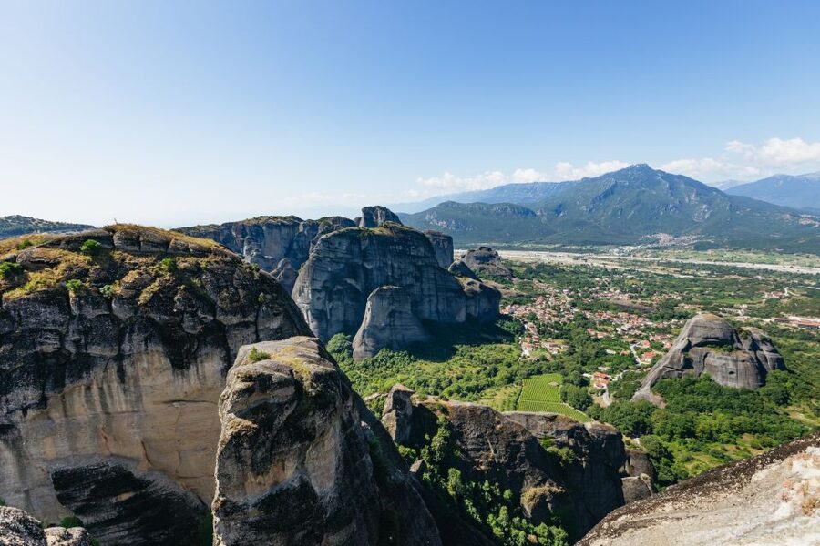 From Athens: Delphi and Meteora 2-Day Guided Tour - Meteora’s monasteries above the valley