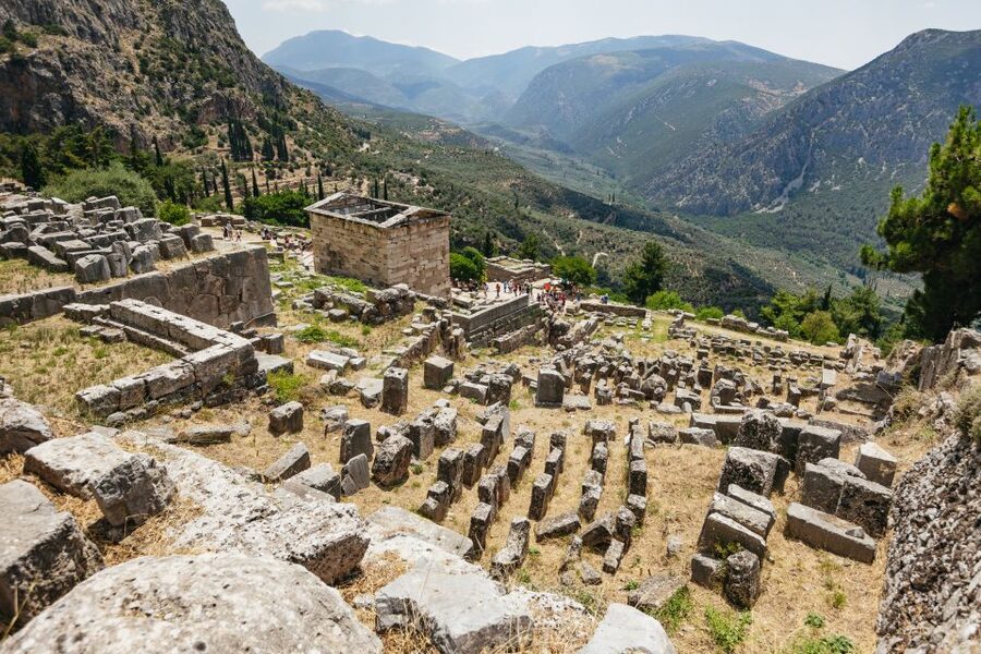 From Athens: Delphi and Meteora 2-Day Guided Tour - Who should book this tour?