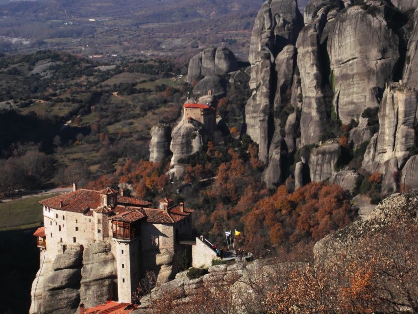 From Athens: Delphi and Meteora 2-Day Tour with Hotel - The meals, rest stops, and real cost