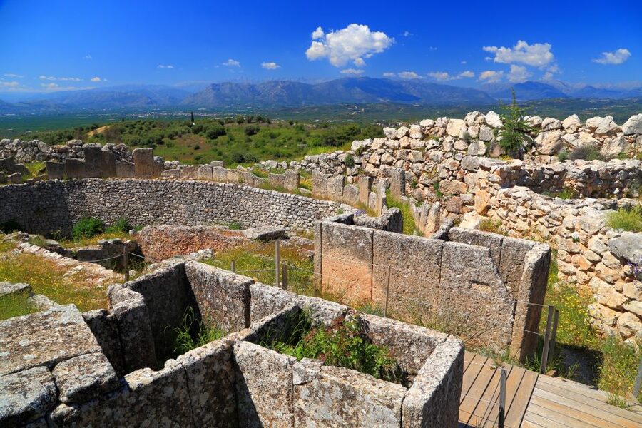 From Athens: Explore Ancient Greece 4-Day Tour - Who should book this 4-day Greece tour?