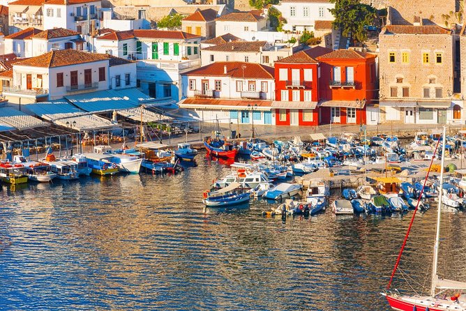 From Athens: Hydra, Poros, and Aegina Day Cruise with Lunch - Entertainment Makes the Return Sail Enjoyable