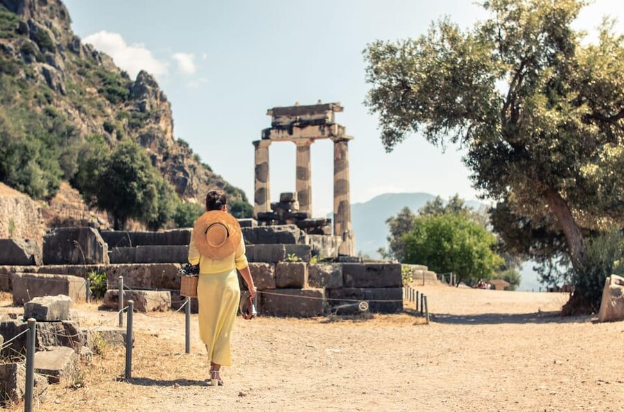 From Athens: Private Delphi and Thermopylae Guided Day Trip - Why Thermopylae is worth the stop
