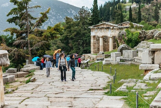 From Athens: Small-Group Delphi, Museum & Arachova Day Trip - Key points to know before booking