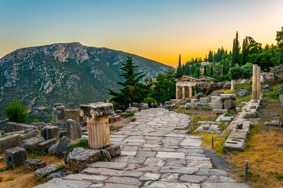 From Athens: Temple of Apollo and Oracle Delphi Day Trip - Arachova brings a local finish