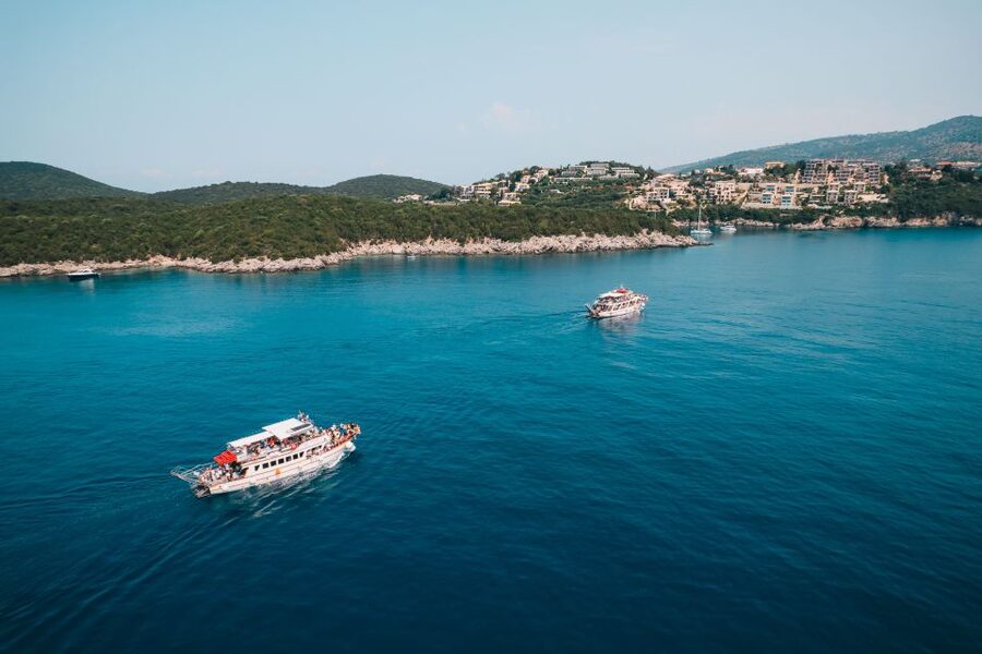 From Benitses/Lefkimmi: Blue Lagoon & Papanikolis Cruise - Papanikolis Cave is a photo stop, not a cave walk