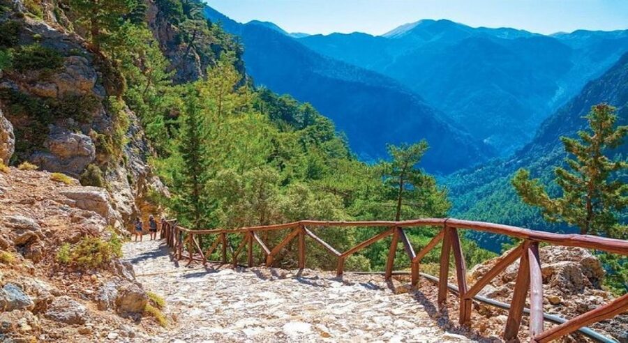 From Chania/Rethymno: Samariá Gorge Guided Hike with Pickup - What you get for $37