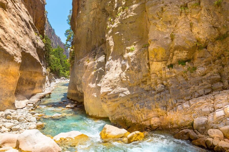 From Chania: Samaria Gorge with Professional Hiking Guide - Who should book this hike?
