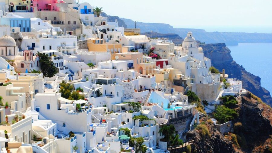 From Heraklion/Crete: Santorini Island Guided Day Trip - Returning to Crete after a packed afternoon