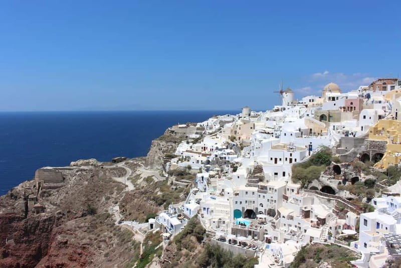From Heraklion: Santorini Full-Day Tour by Boat - The volcanic character of Santorini