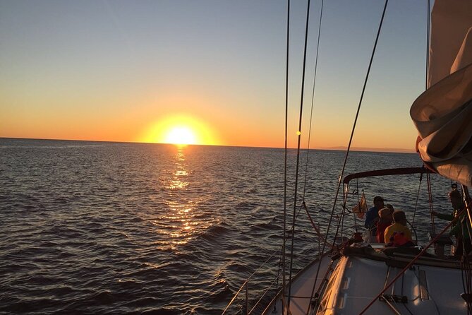 From Heraklion:Small group 5,5h Sunset Sailing trip to Dia Island - Leaving Heraklion after the heat of the day