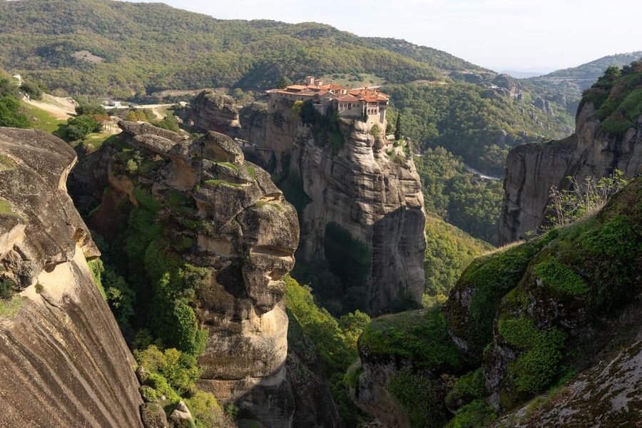 From Kalambaka or Kastraki: Midday Meteora Tour - Should you book it?