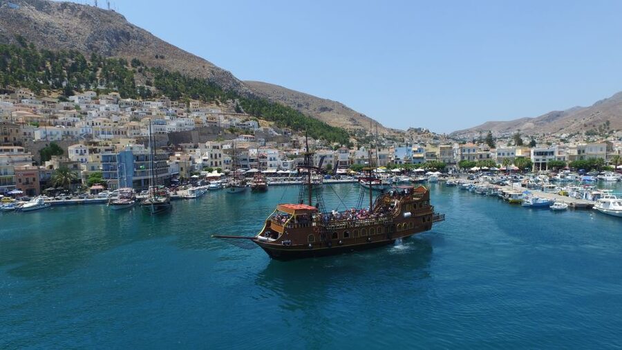 From Kos: 3-Island Pirate Cruise with Lunch and Waterslide - Setting out from Kos Harbour on the Barco de Pirata