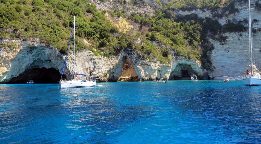 From Lefkimmi: Paxos, Antipaxos & Blue Caves Boat Tour - Voutoumi Beach gives you the classic Antipaxos moment
