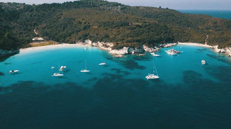 From Lefkimmi: Paxos, Antipaxos & Blue Caves Speedboat Tour - Who should book this trip?