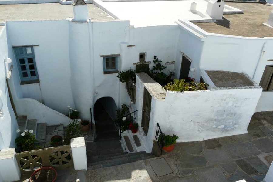 From Mykonos: Full-Day Trip to Tinos Island - Dovecotes in the valley