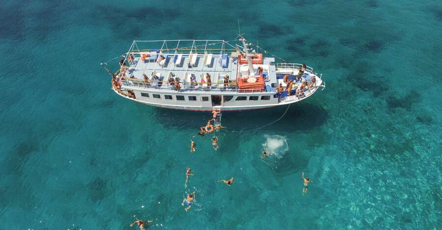 From Naxos: Schinoussa and Iraklia Sailing Cruise with BBQ - A full day from Agia Anna to the Small Cyclades