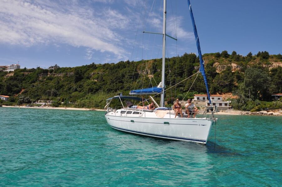 From Nea Fokea: Chalkidiki 6-Hour Cruise by Sailing Boat - How this cruise compares with a standard beach day
