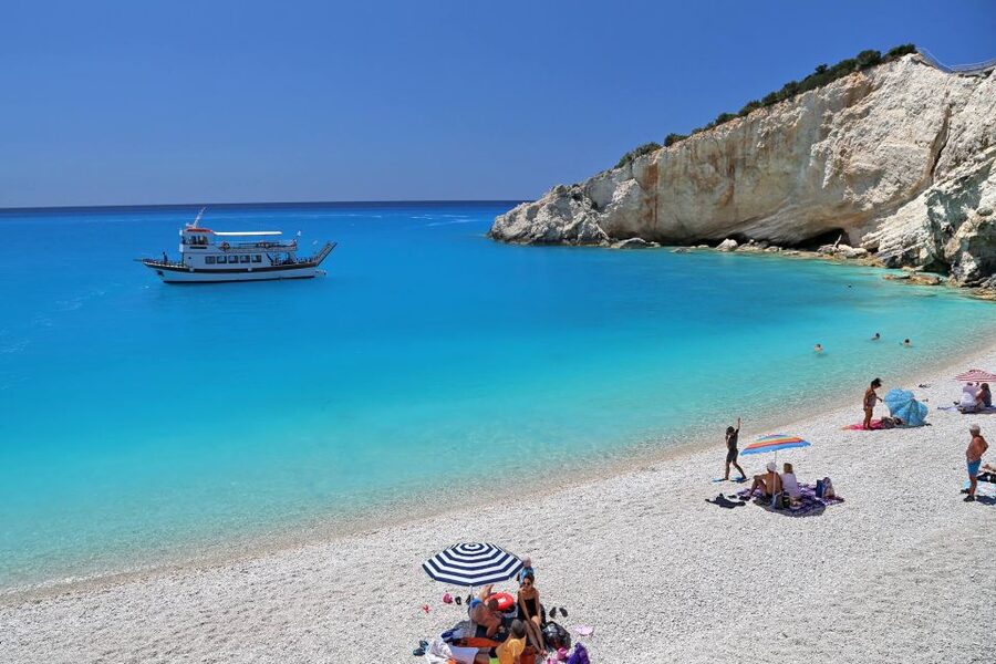 From Nydri: Boat to Kefalonia and Ithaki with Swim Stops - Leaving Nidri and crossing Lefkada’s southern waters