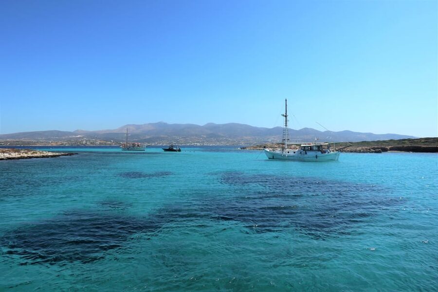 From Paros: Antiparos and Despotiko Full-Day Swim Cruise - Caves, snorkeling, and cliff jumping
