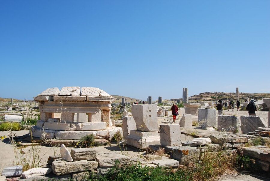 From Paros: Delos and Mykonos Full-Day Boat Trip - Why Delos makes this Paros day trip worthwhile