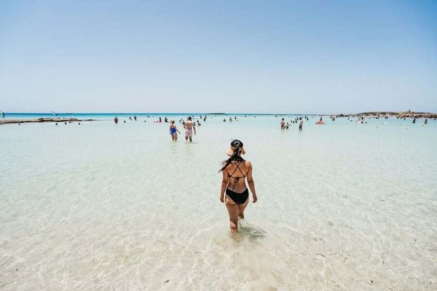 From Rethymno/Kavros: Elafonissi Pink Sand Beach Tour - The return stop adds food and local flavor