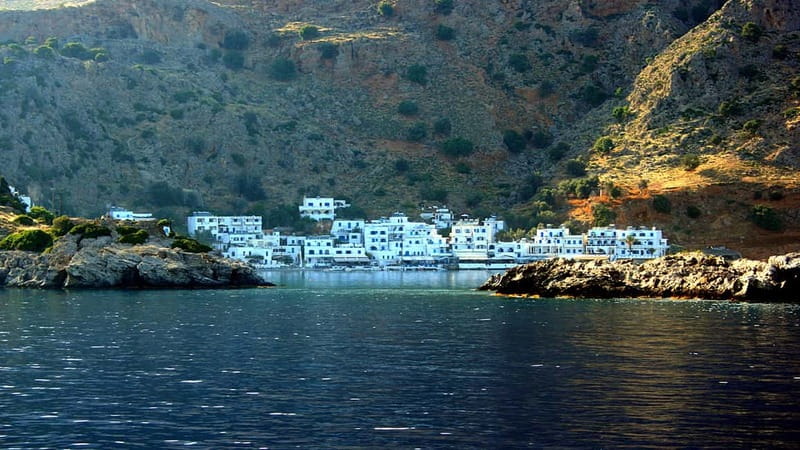 From Rethymno: Loutro Day Trip by Boat - Five free hours beside the Loutro waterfront