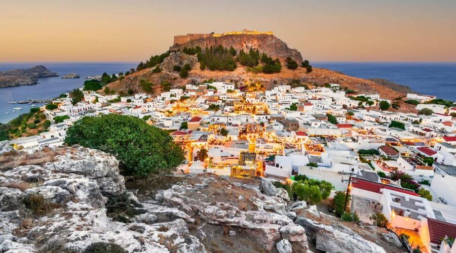 From Rhodes City: Evening Bus Trip To Lindos - Dinner, shopping, and the evening view