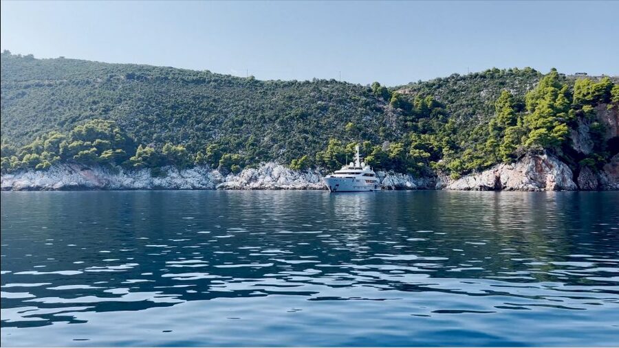 From Skiathos: Skopelos and Alonissos Boat Trip with Stops - Leaving Skiathos on Agios Nikolaos