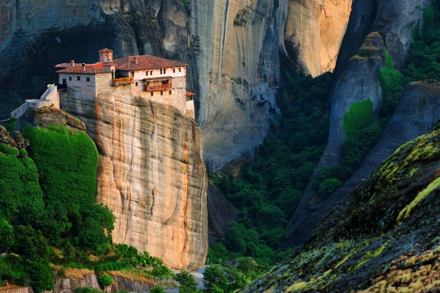 From Thessaloniki: Full Day Trip to Meteora - Who should book this Meteora day trip?